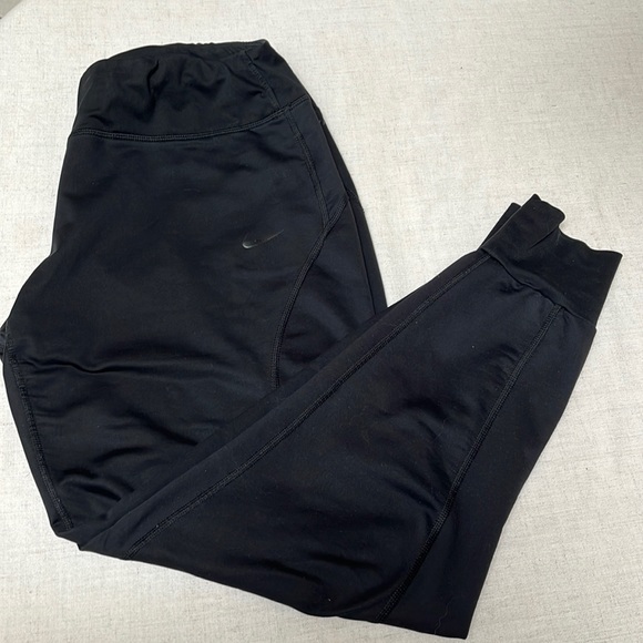 Nike Pants - Nike DryFit Jogger size Medium